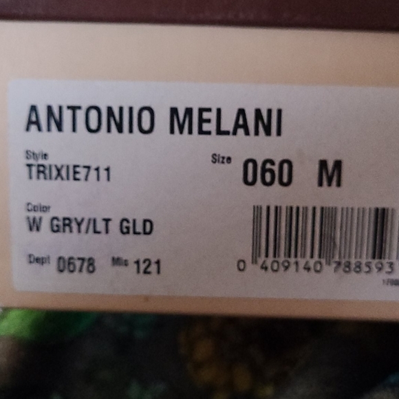 SOLD…..Evening shoes - Picture 5 of 8